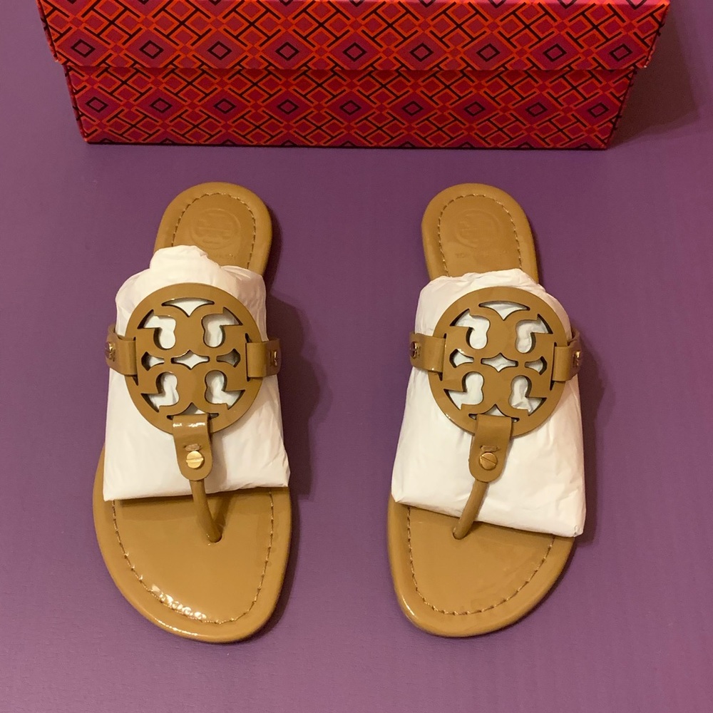 Tory Burch Sand Patent Miller Sandals 7 - Picture 3 of 7